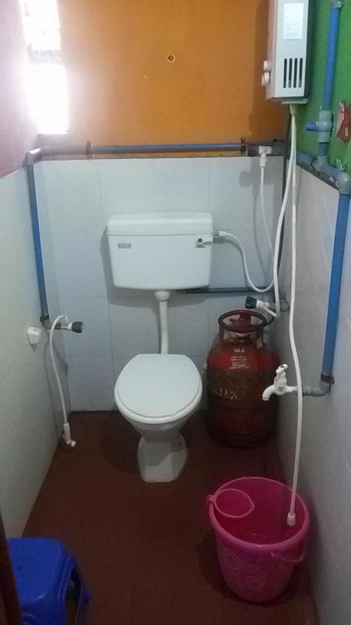 Family Homestay Madikeri Bagian luar foto